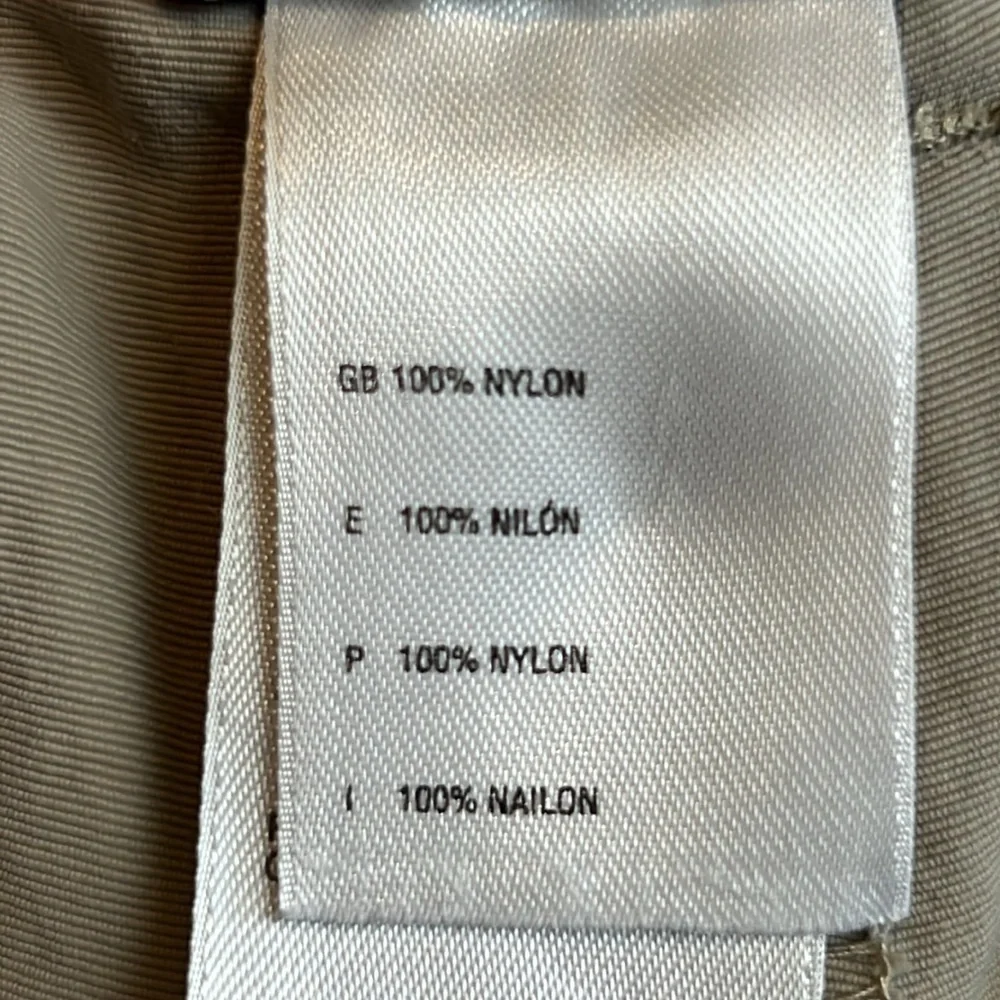 The North Face transformer 2 in 1 cargo khaki pants SZ M
